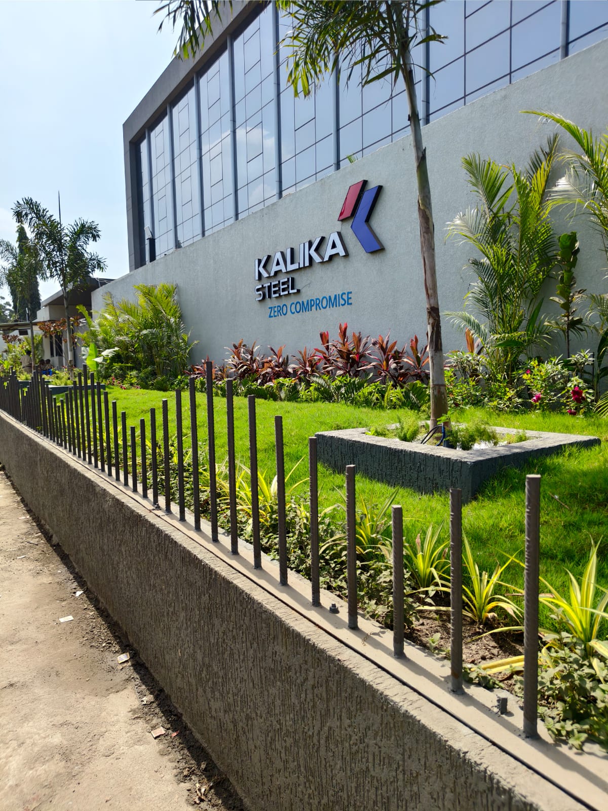 Commercial Landscape